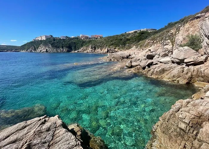 La Casa Dei Nodi - *